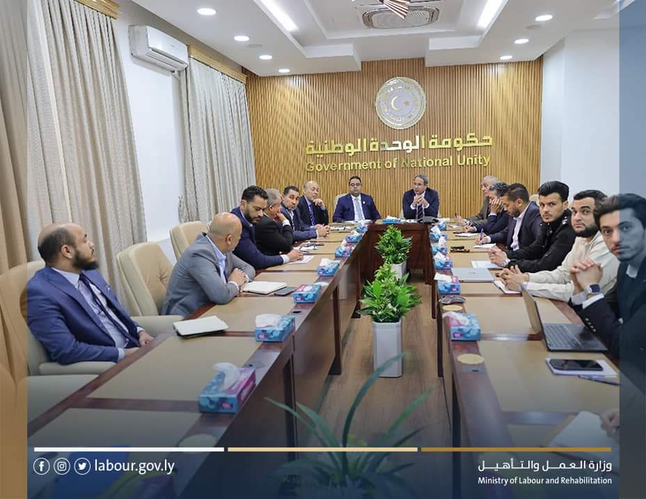 وزير العمل | الاقتصاد الليبي يعاني ثغرة اسمها العمالة الأجنبية الوافدة