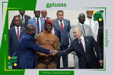 عبر قاعدة بحرية في ليبيا.. لوموند الفرنسية: النفوذ الروسي في إفريقيا يعيد تشكيل توازنات جنوب المتوسط